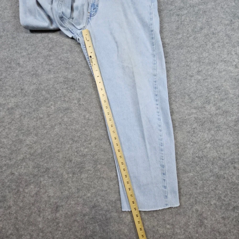 Levis this pair